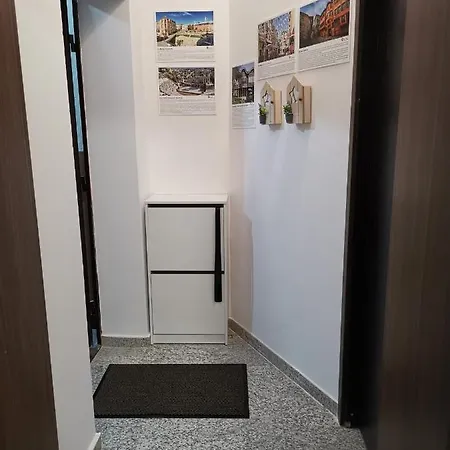 4 Seasons Apartments, A2 *