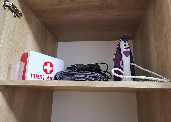 4 Seasons Apartments, A2