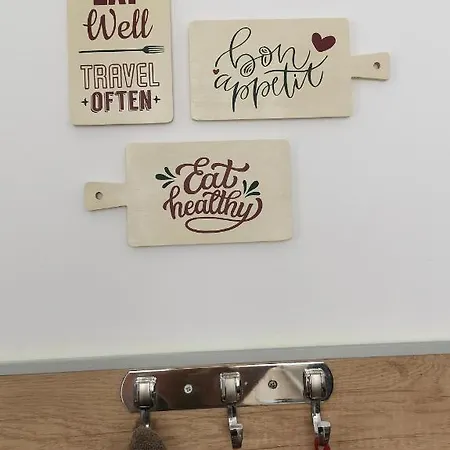 Апартаменти 4 Seasons Apartments, A2